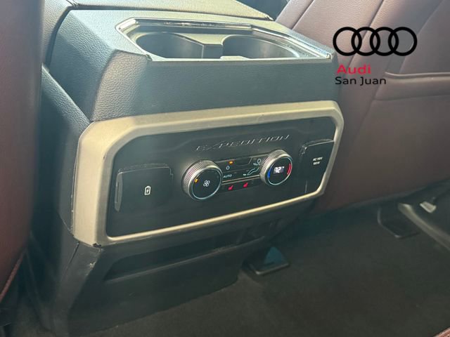 Used 2024 Ford Expedition Limited AWD/4WD image 25
