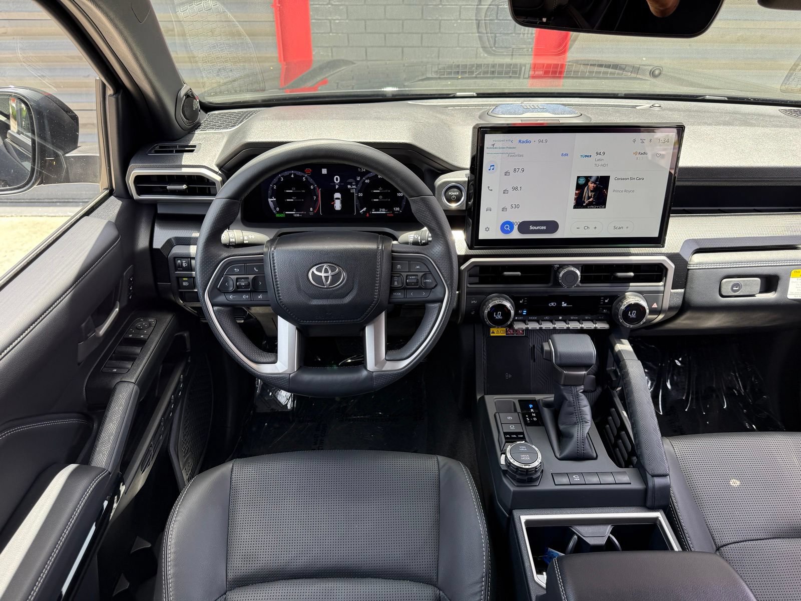 Used 2026 Toyota 4Runner Limited AWD/4WD image 37