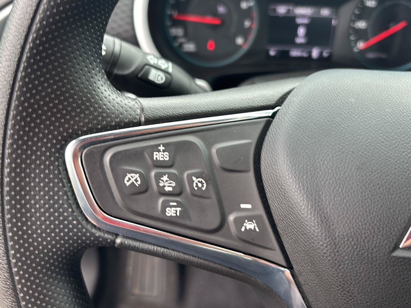 Used 2023 Chevrolet Malibu LT FWD image 20