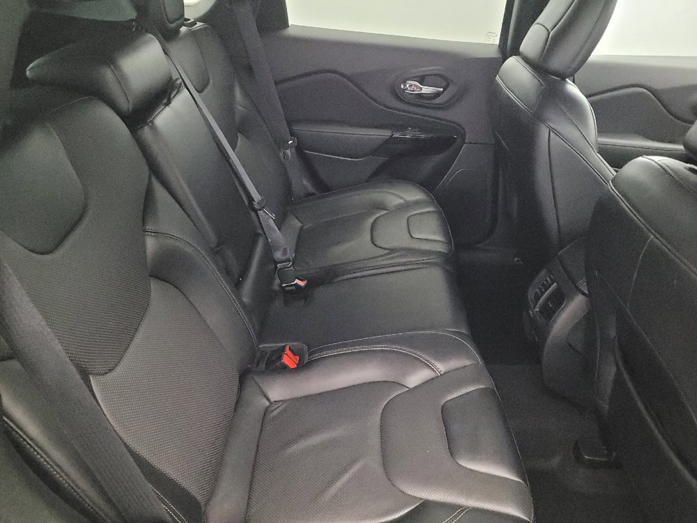 Used 2023 Jeep Cherokee Altitude Lux image 19