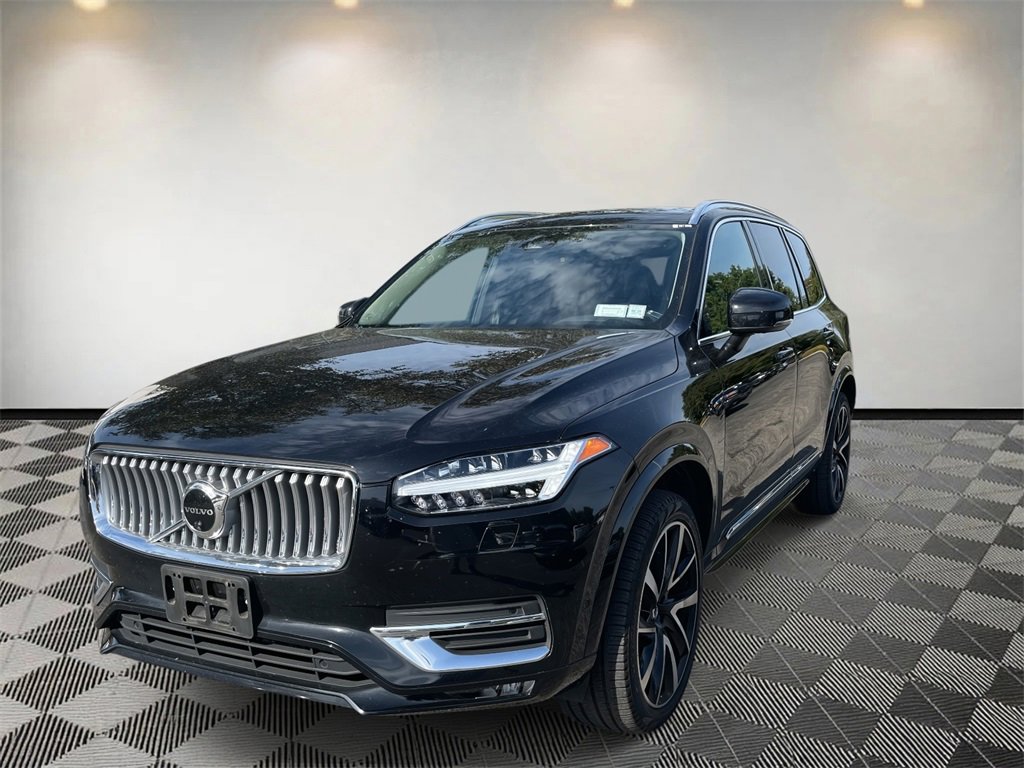 Used 2023 Volvo XC90 B6 Plus w/ Protection Package Premier image 7