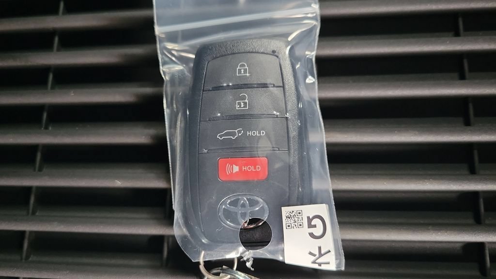 Certified 2026 Toyota C-HR AWD/4WD image 28