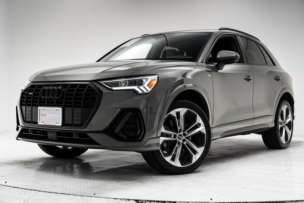 Used 2021 Audi Q3 2.0T Premium Plus w/ Premium Plus Package AWD/4WD image 1