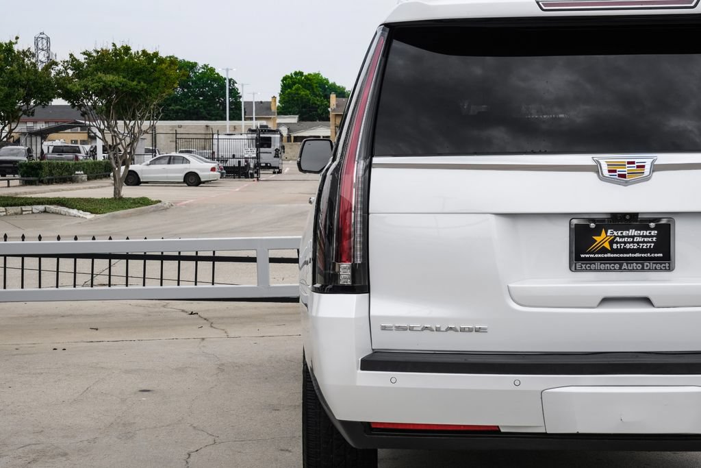 Used 2019 Cadillac Escalade ESV Premium Luxury RWD image 52