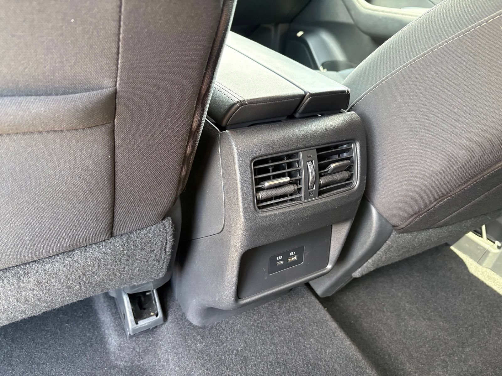 Used 2021 Nissan Rogue SV AWD/4WD image 30