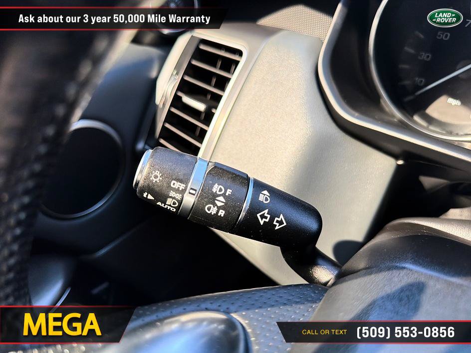 Used 2015 Land Rover Range Rover Sport SE AWD/4WD image 22