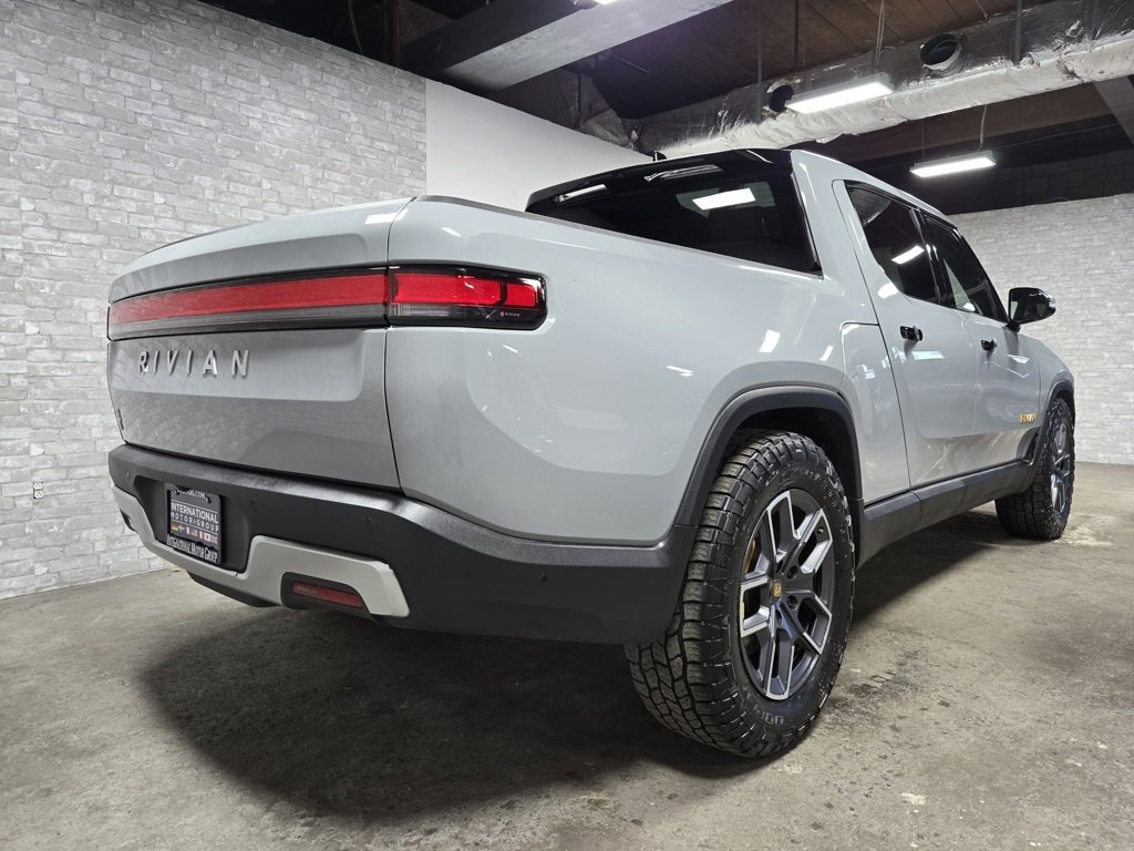 Used 2022 Rivian R1T Adventure image 39