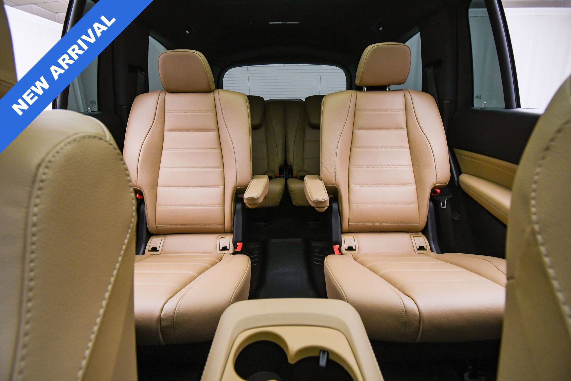 Used 2025 Mercedes-Benz GLS 450 4MATIC image 19