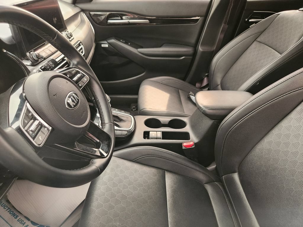 Certified 2021 Kia Seltos SX AWD/4WD image 8