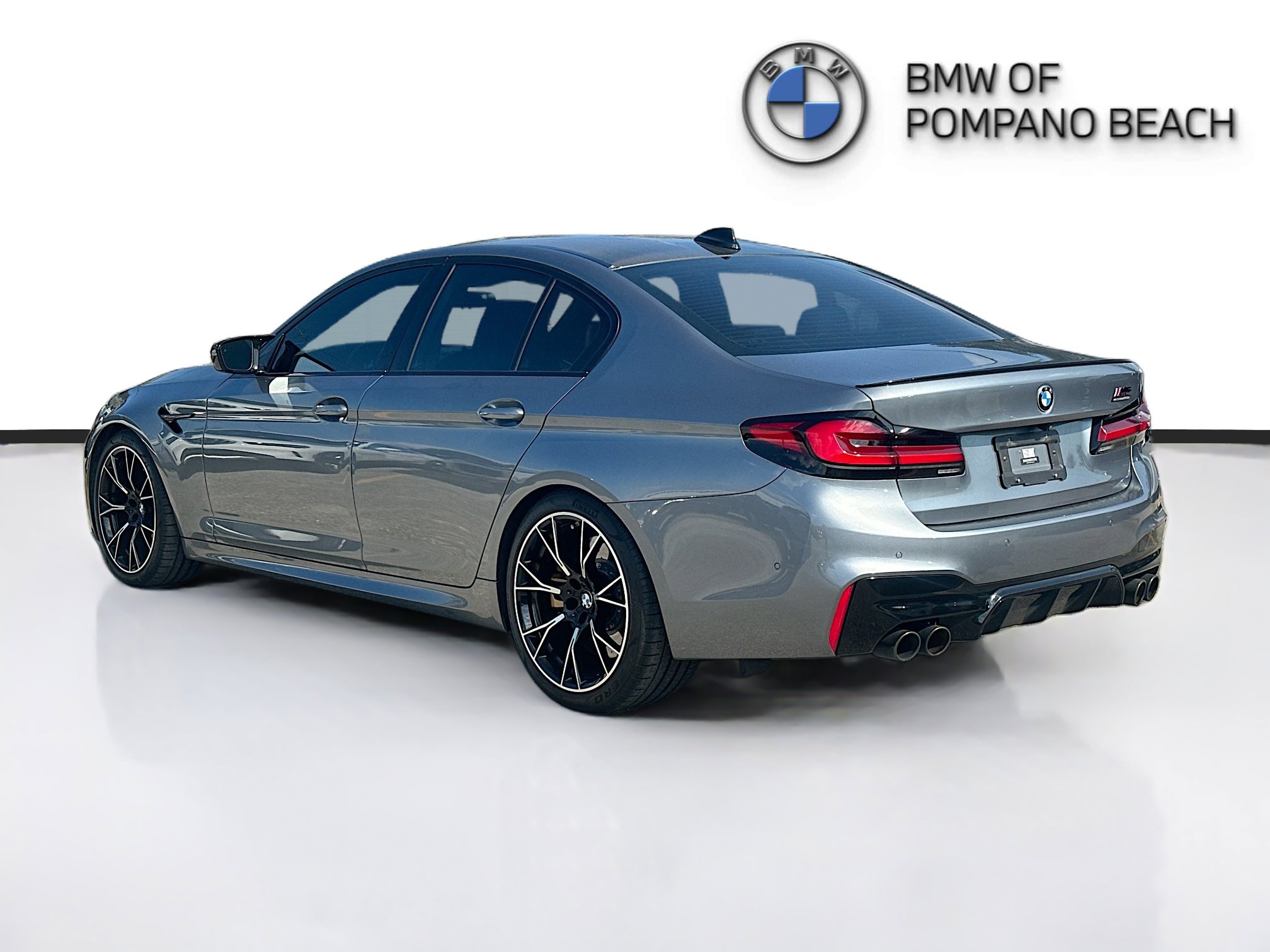 Used 2019 BMW M5 w/ Executive Package image 5