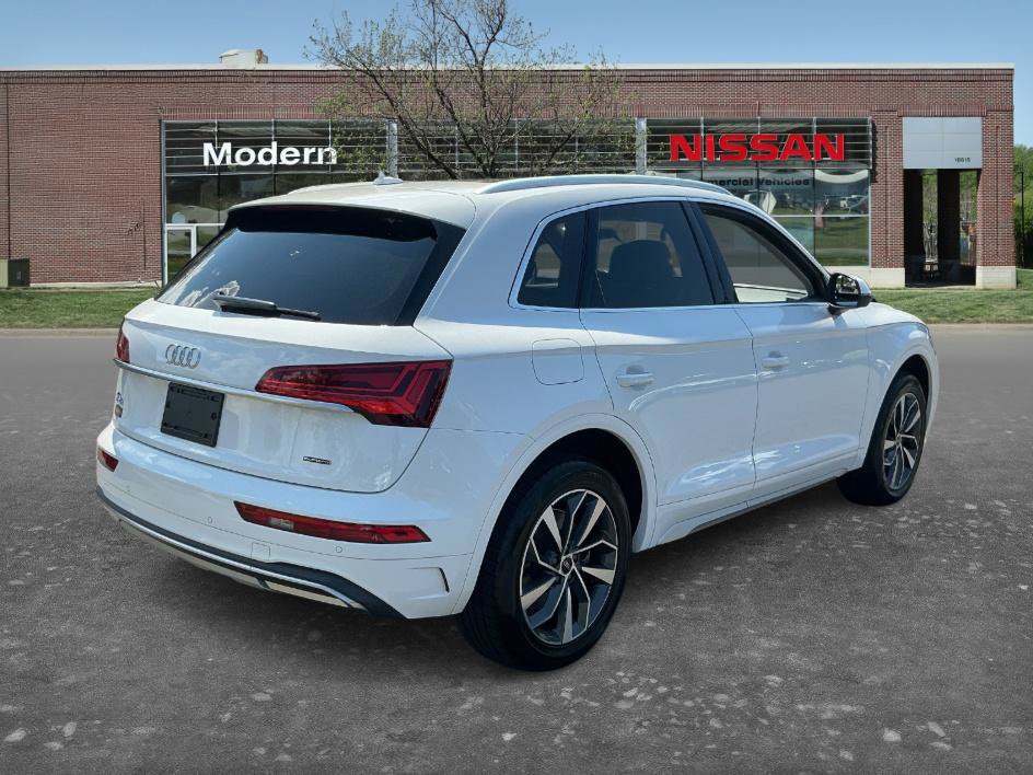 Used 2021 Audi Q5 2.0T Premium w/ Convenience Package AWD/4WD image 4