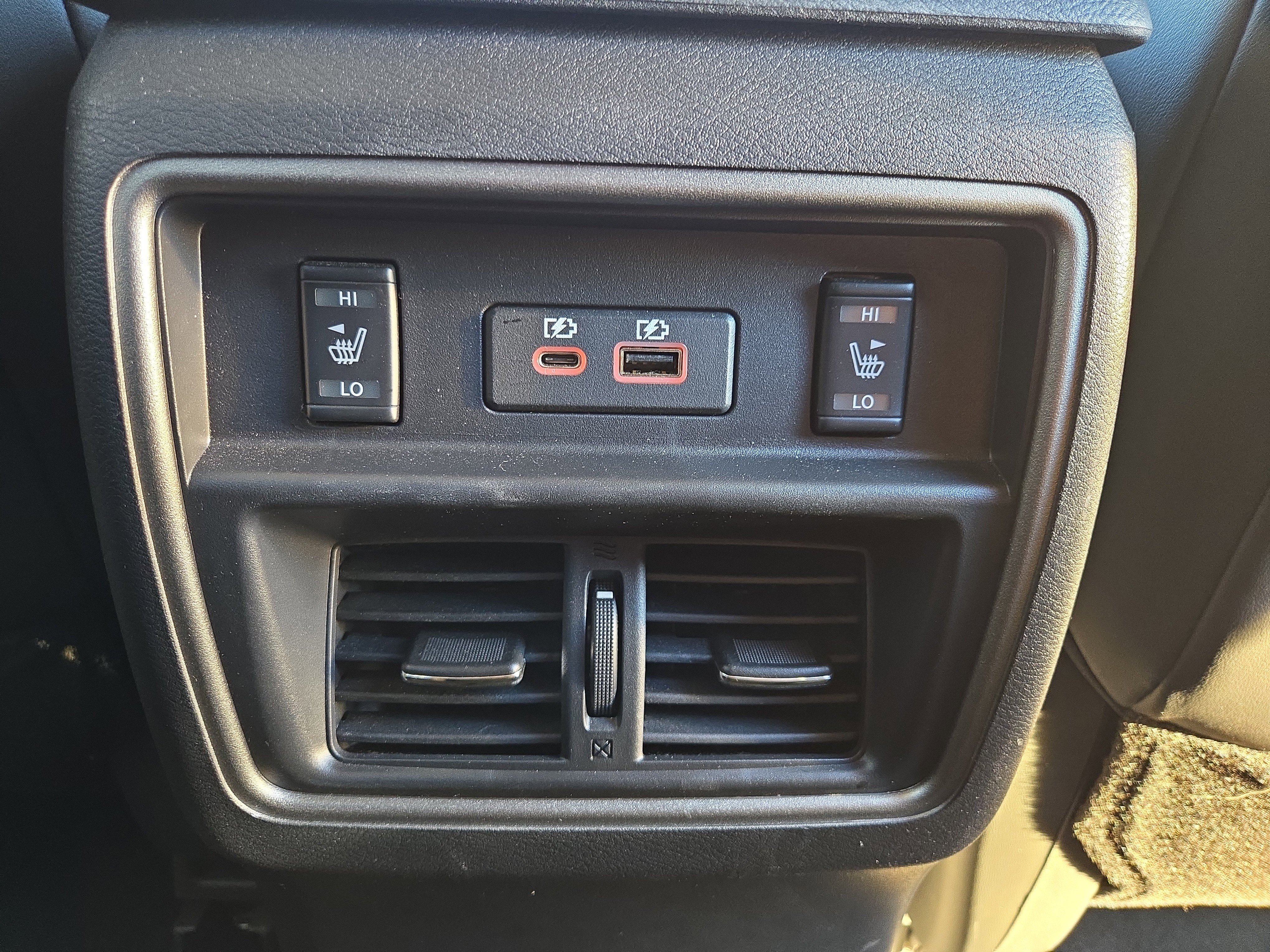 Certified 2024 Nissan Murano Platinum w/ Cargo Package image 32