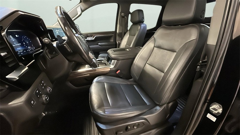 Used 2022 Chevrolet Silverado 1500 RST image 13