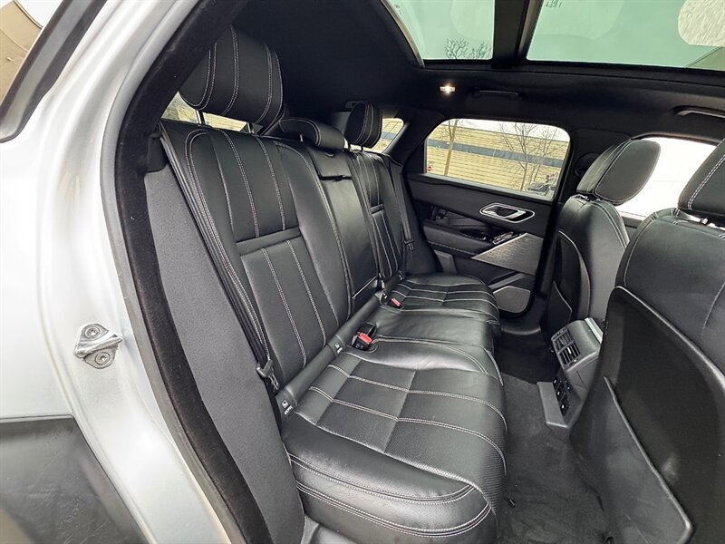 Used 2020 Land Rover Range Rover Velar S AWD/4WD image 26