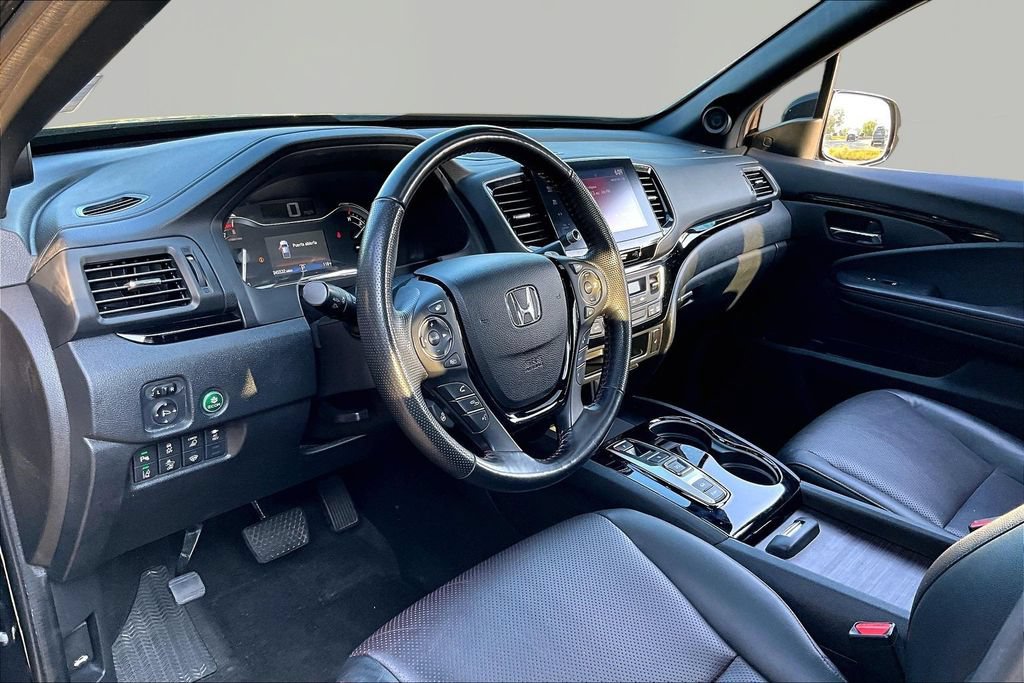 Used 2023 Honda Ridgeline Black Edition image 14