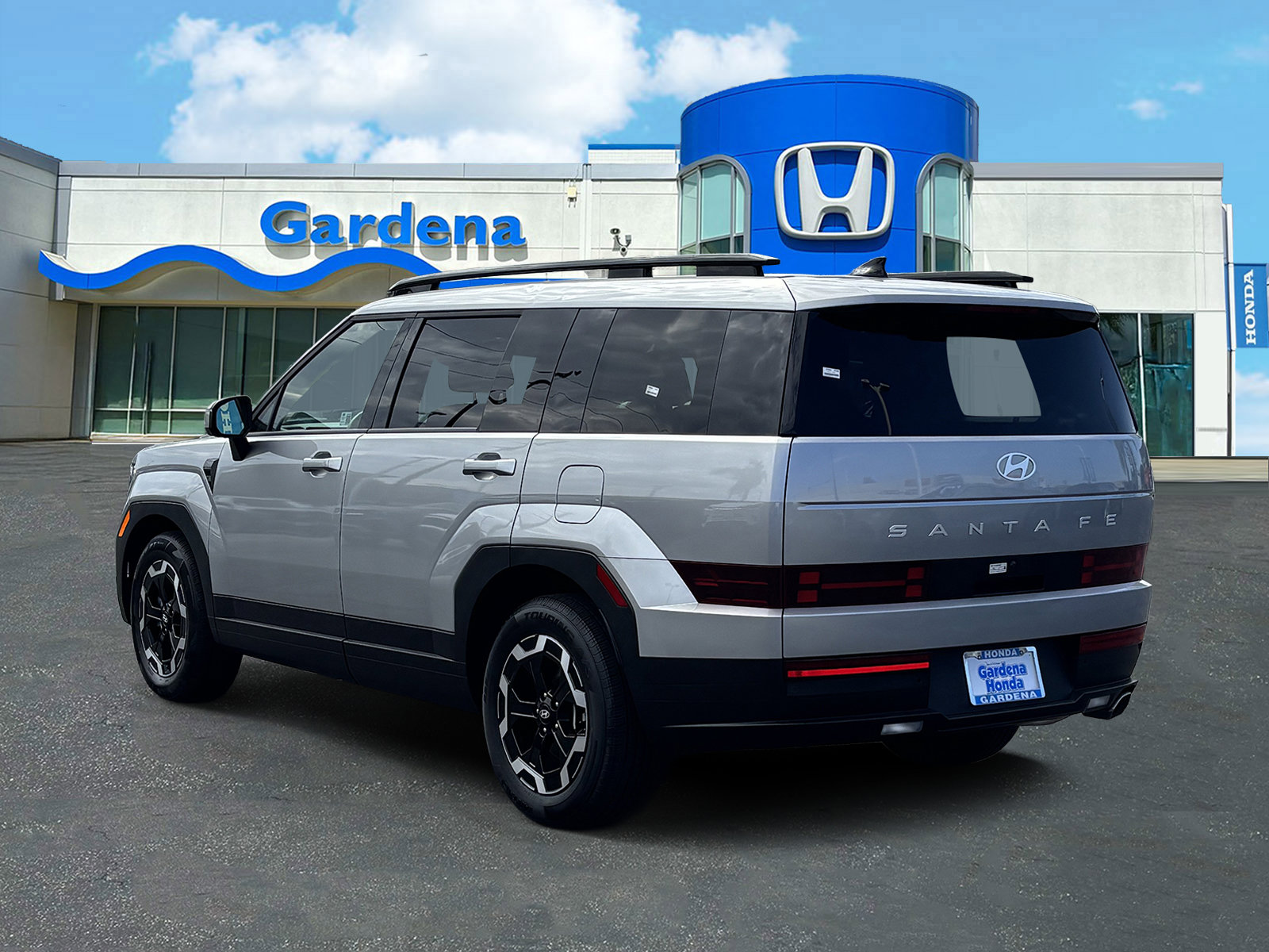 Used 2025 Hyundai Santa Fe SEL FWD image 4
