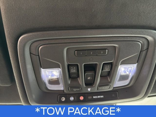 Used 2025 GMC Sierra 3500 Denali Ultimate image 23