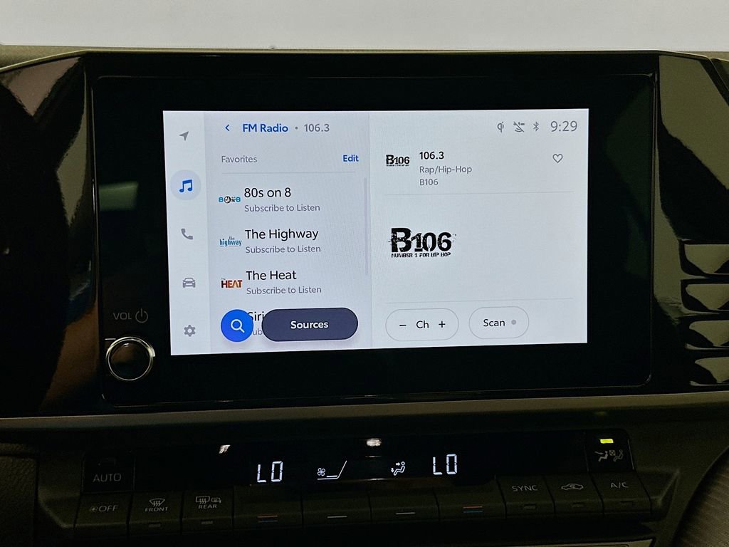 Certified 2025 Toyota Camry SE image 15