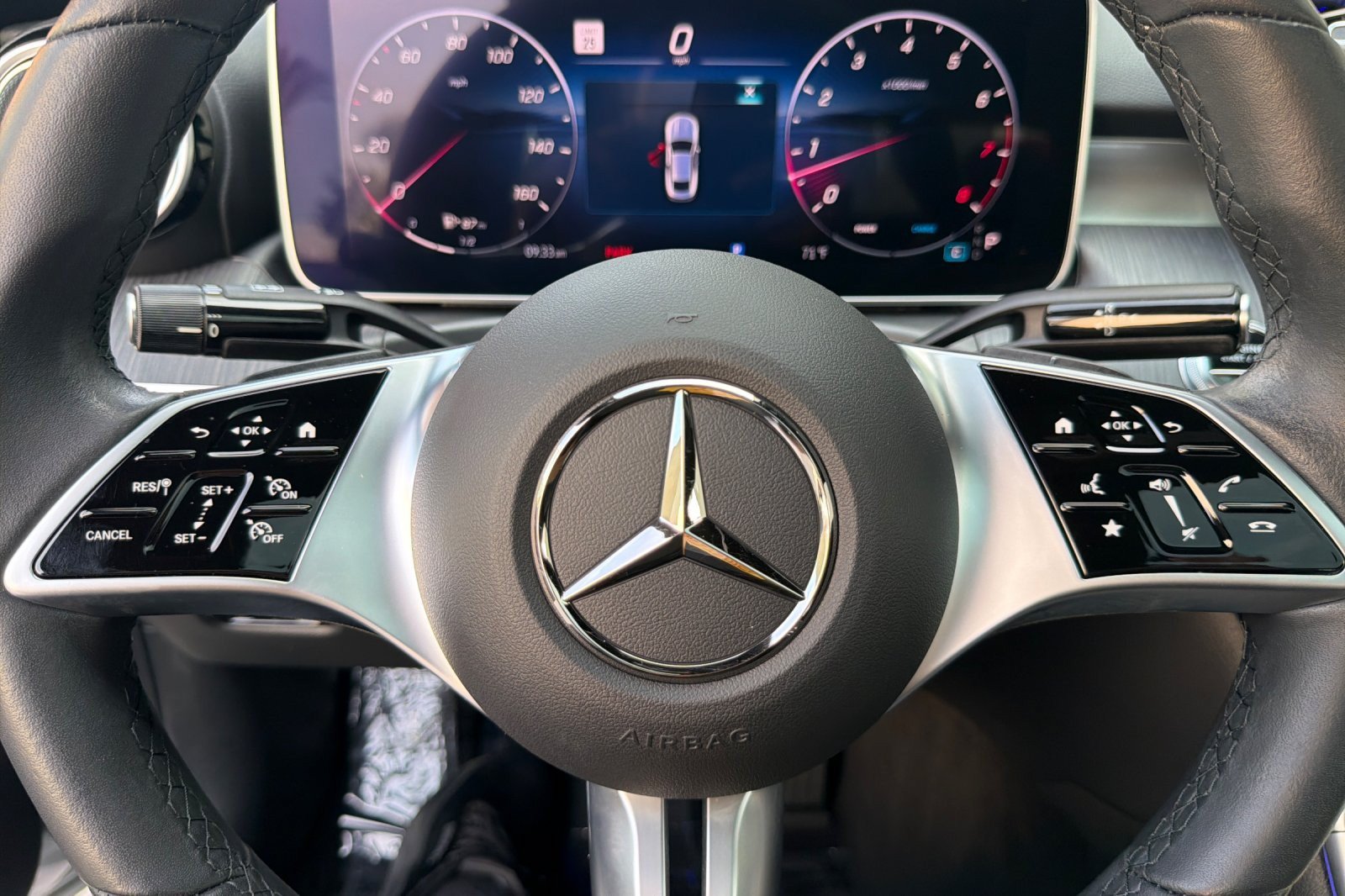Used 2024 Mercedes-Benz CLE 300 4MATIC Coupe image 22