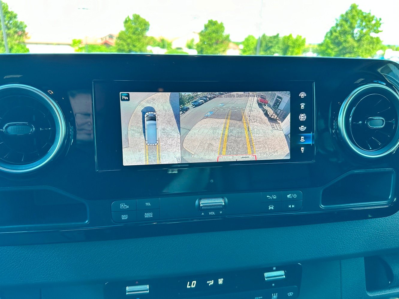 Certified 2024 Mercedes-Benz Sprinter 2500 image 19