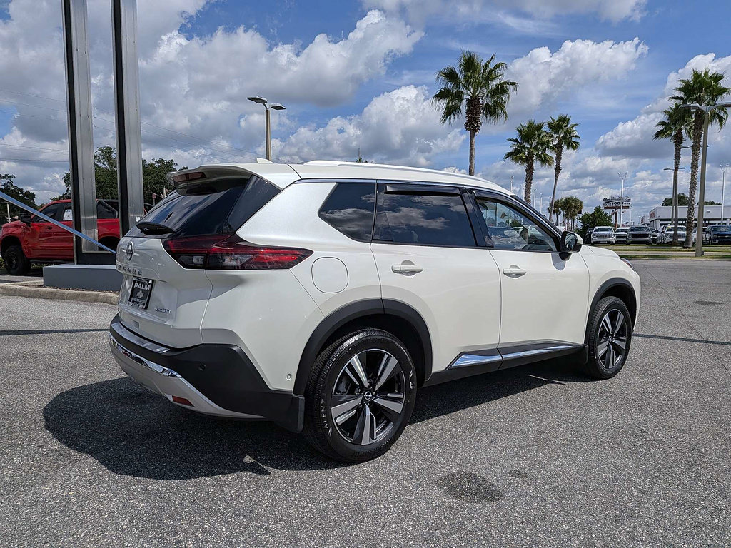 Used 2023 Nissan Rogue Platinum w/ Platinum Premium Package FWD image 3