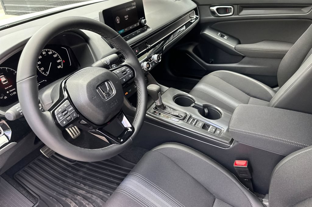 Used 2026 Honda Civic Sport image 3