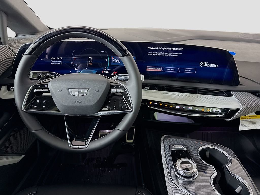 New 2026 Cadillac Optiq Luxury 1 image 24