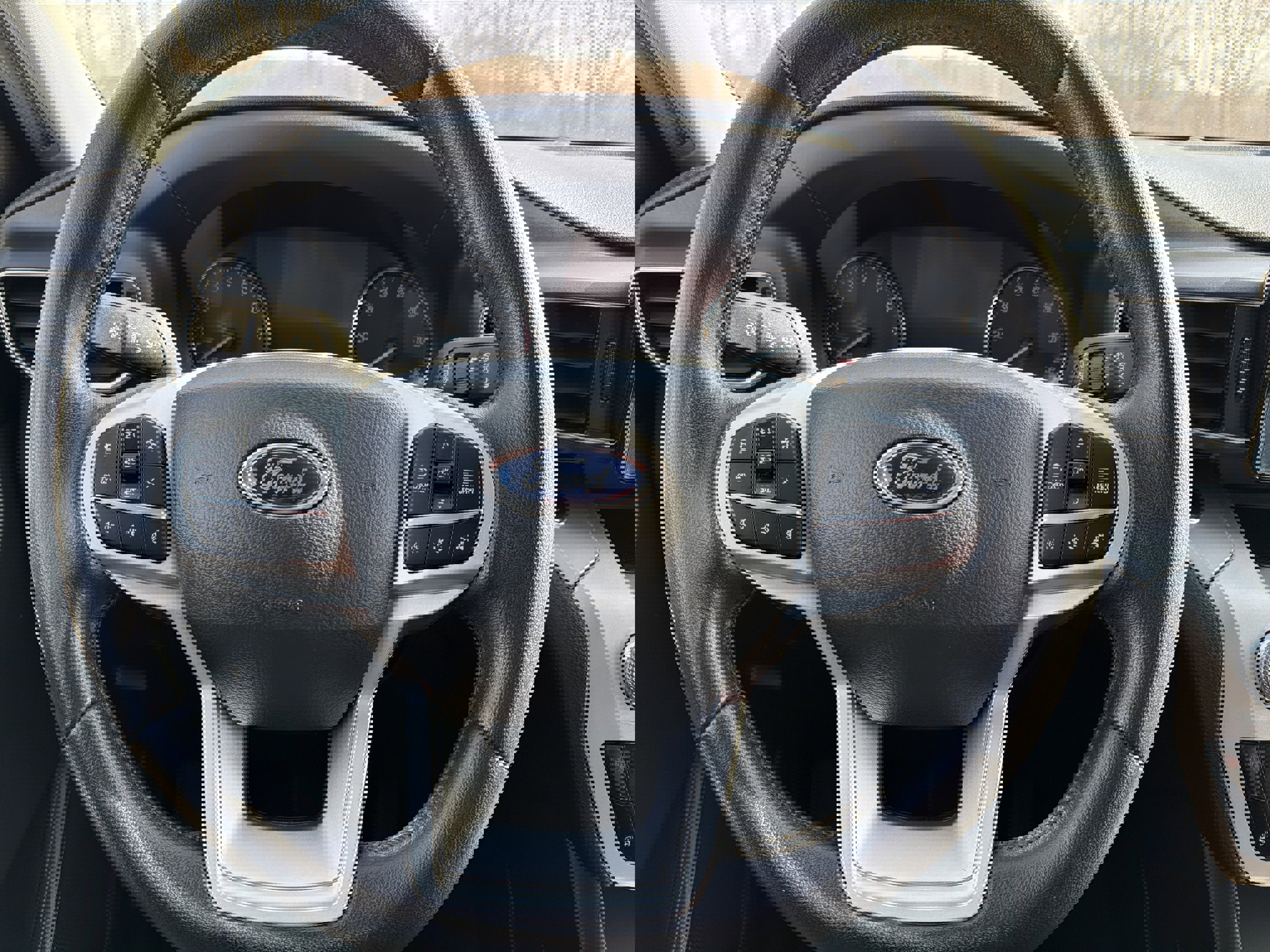 Used 2022 Ford Explorer XLT w/ Equipment Group 202A image 13