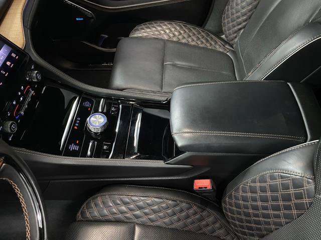 Used 2023 Jeep Grand Cherokee L Summit image 22