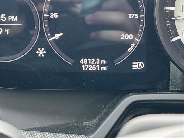 Used 2020 Porsche 911 Carrera 4S image 23