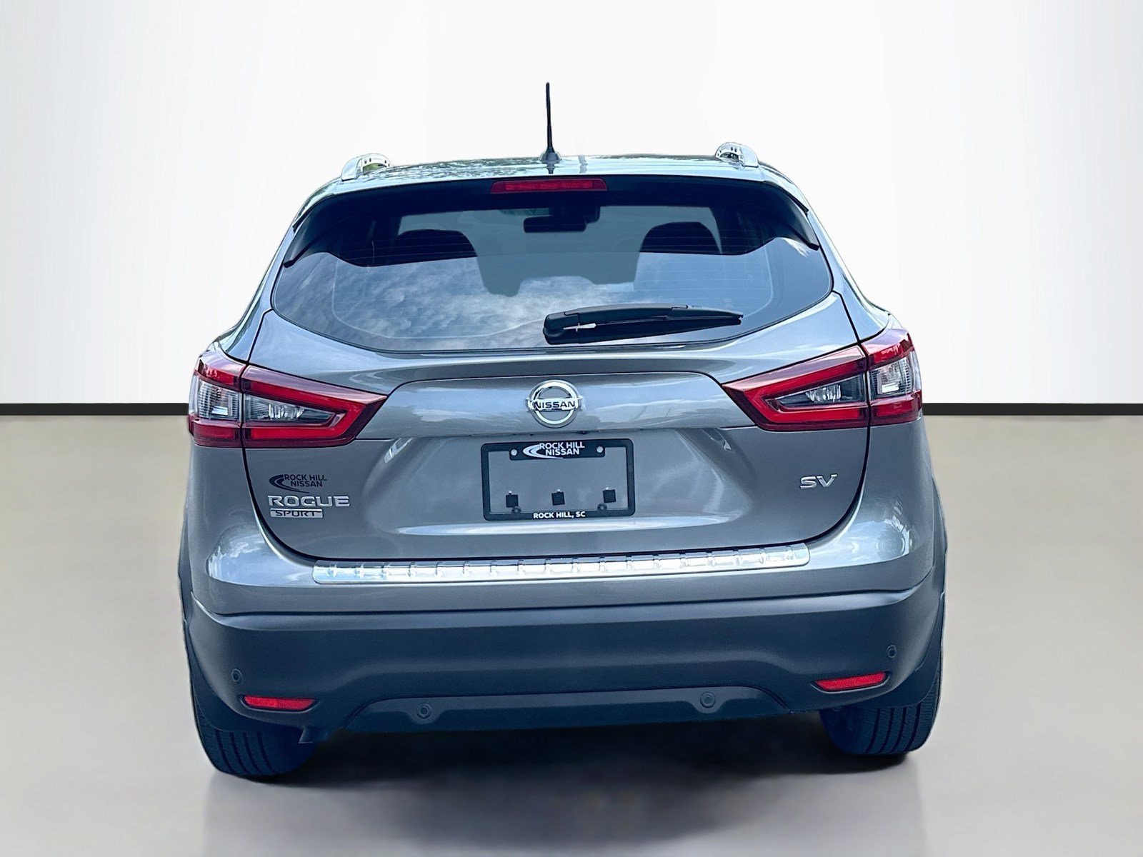 Used 2022 Nissan Rogue Sport SV w/ Technology Package FWD image 6