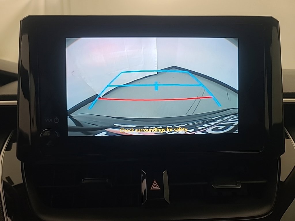 Used 2025 Toyota Corolla LE FWD image 33
