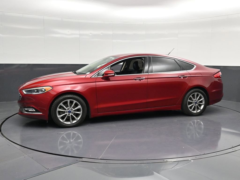 Used 2017 Ford Fusion SE w/ Fusion SE Technology Package FWD image 7
