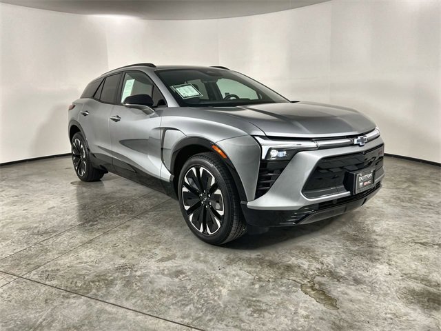 Used 2025 Chevrolet Blazer EV RS image 2