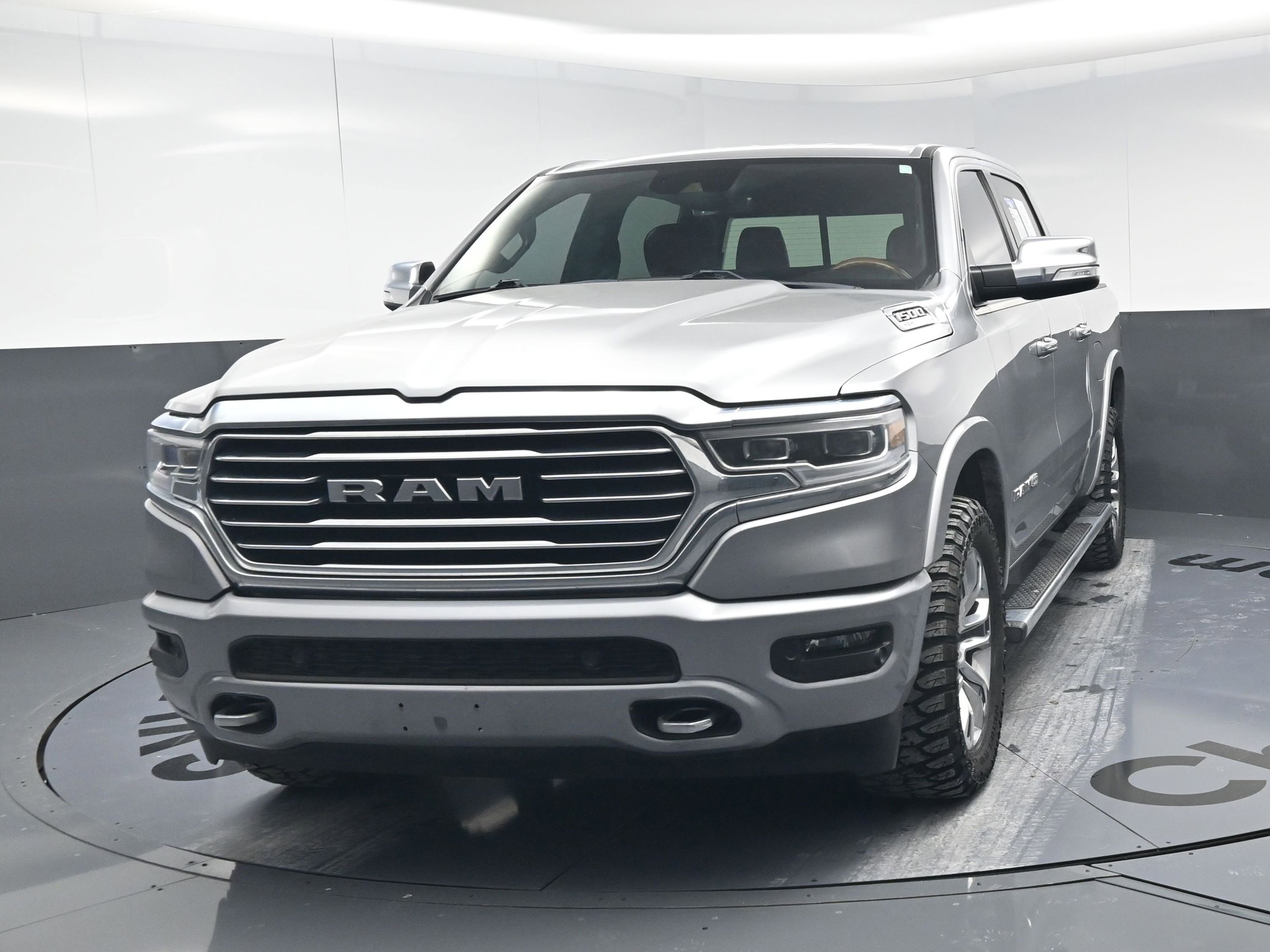 Used 2022 RAM 1500 Limited w/ Body Color Bumper Group image 11