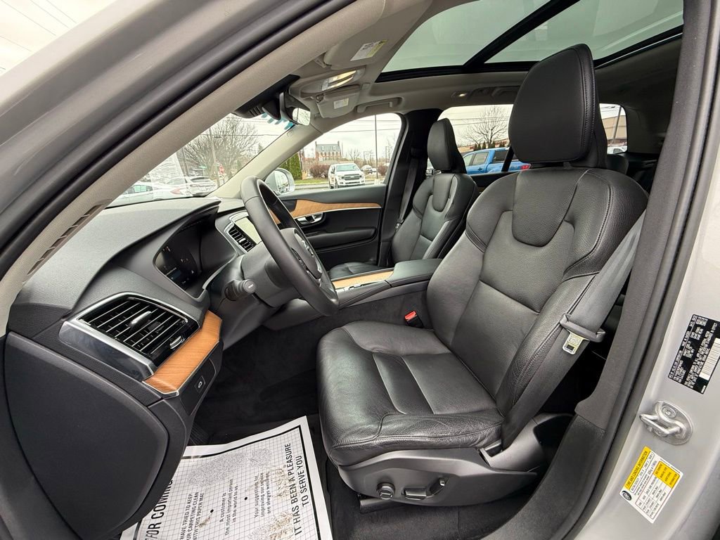 Used 2023 Volvo XC90 B6 Plus AWD/4WD image 15