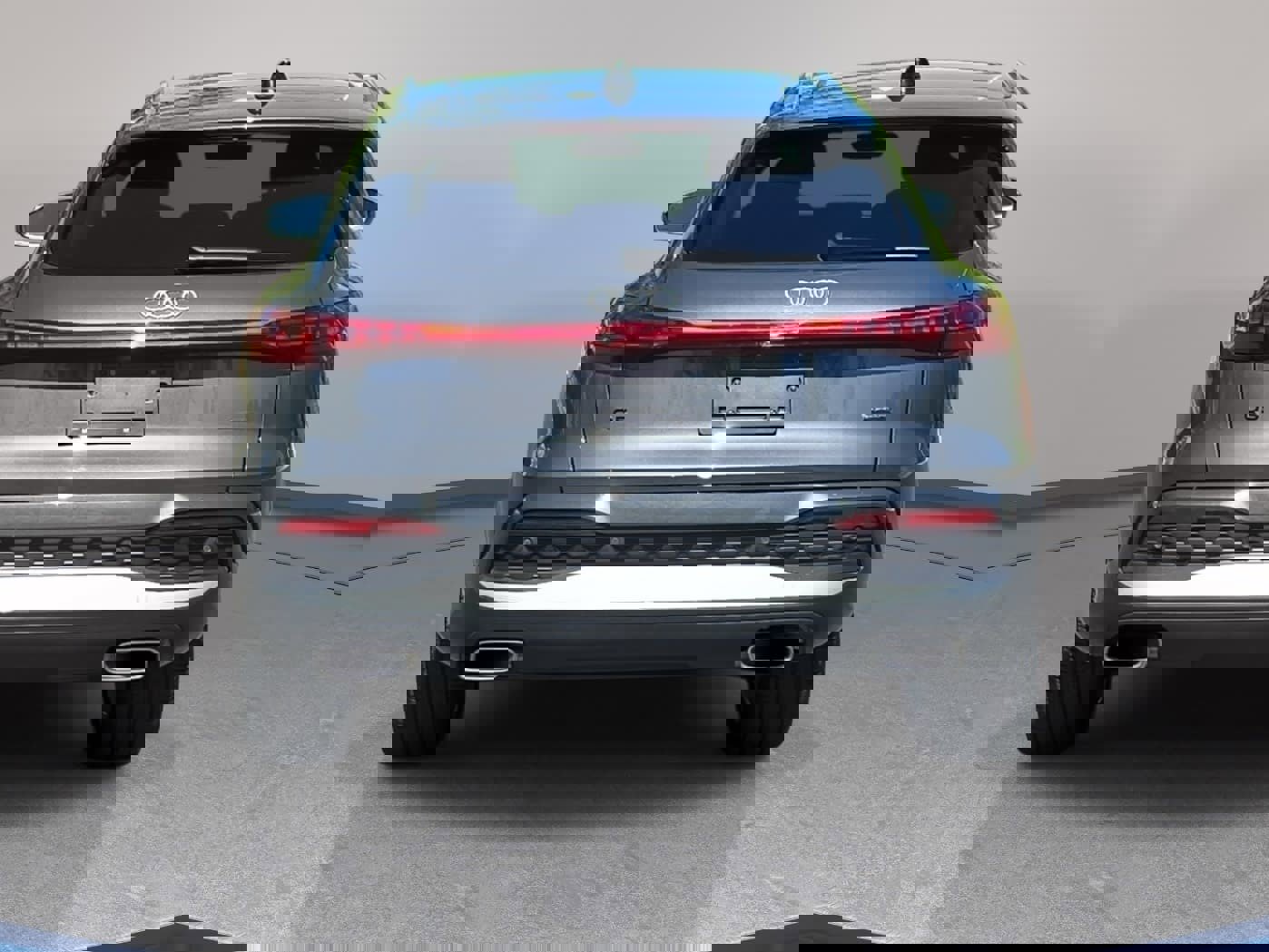 Used 2025 Audi Q5 Premium Plus w/ Premium Plus image 6