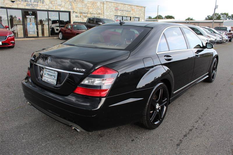 Used 2009 Mercedes-Benz S 550 4MATIC image 7