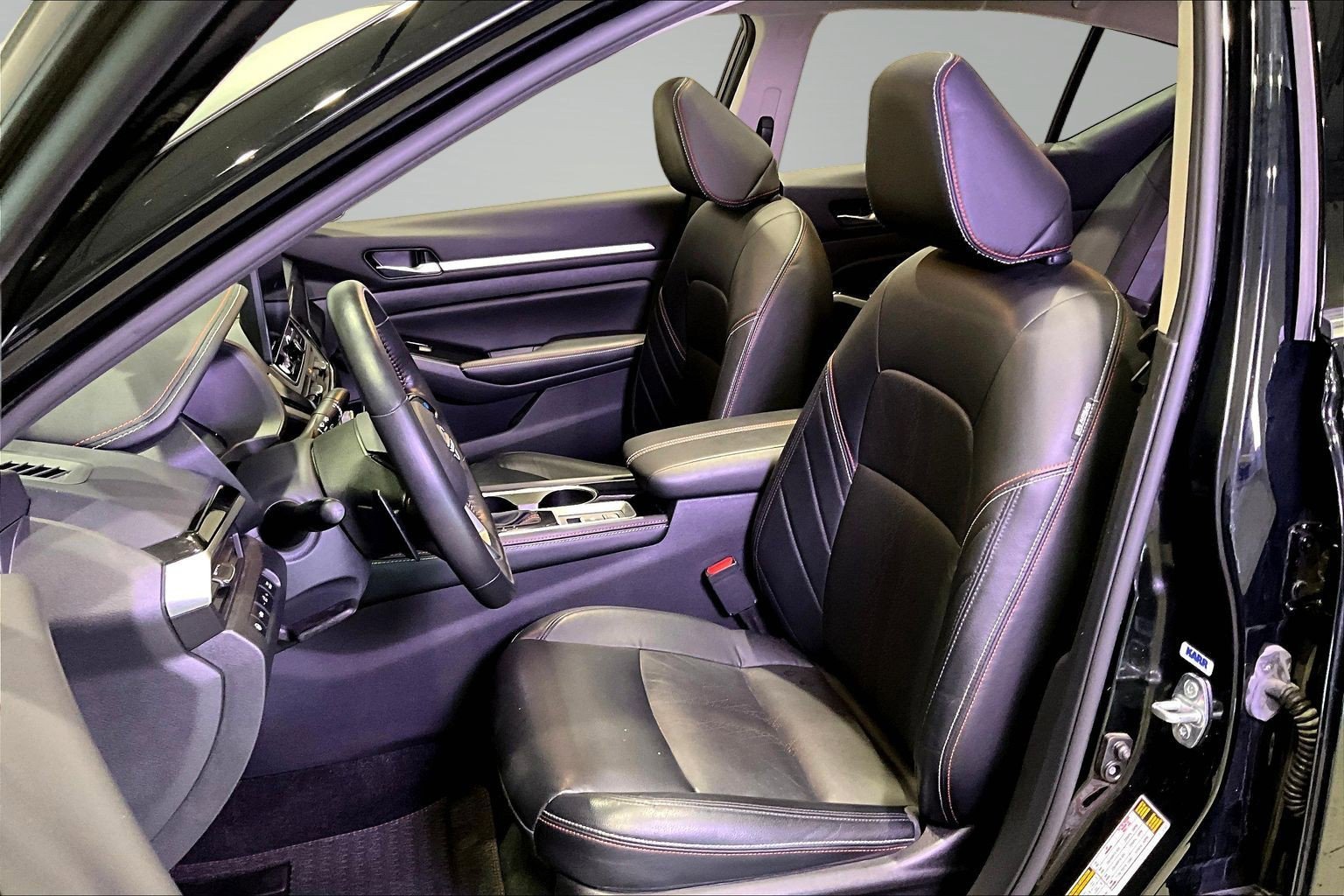 Used 2024 Nissan Altima 2.0 SR FWD image 20