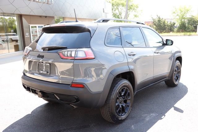 Used 2022 Jeep Cherokee Latitude w/ Sun & Sound Group AWD/4WD image 3
