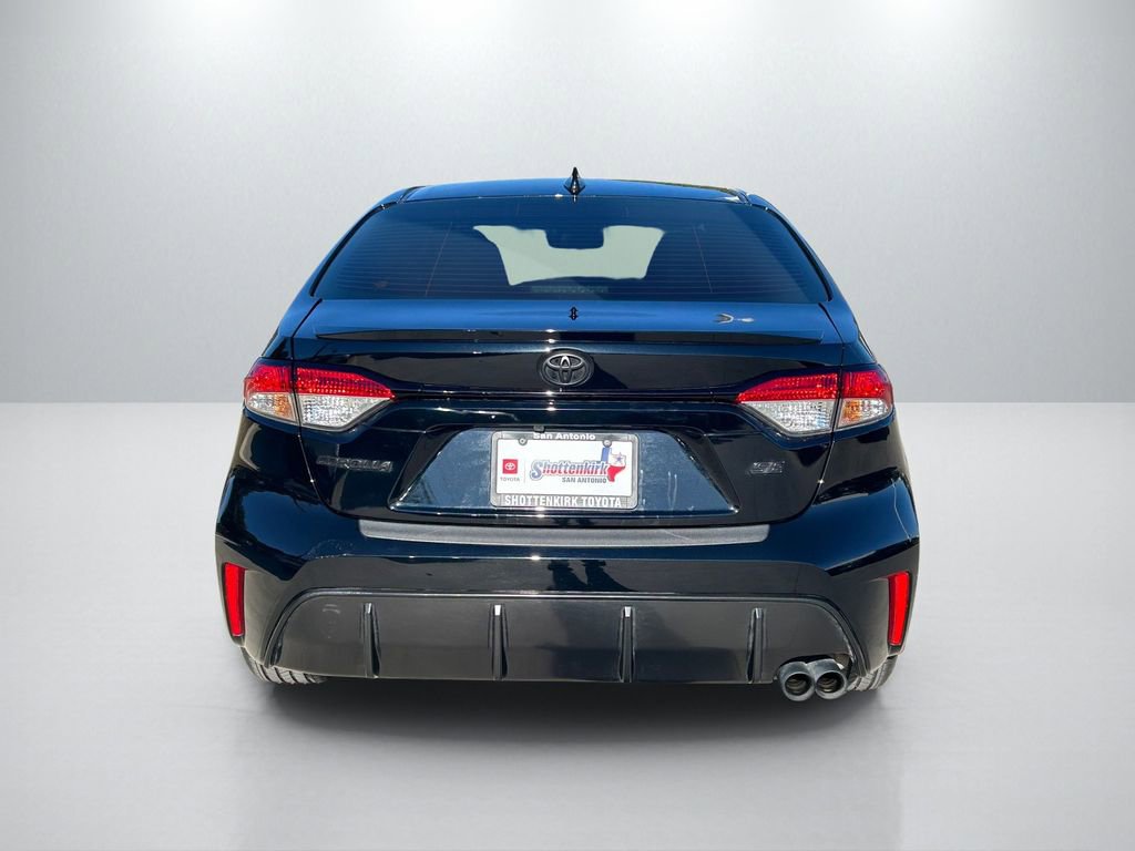 Used 2025 Toyota Corolla SE image 6