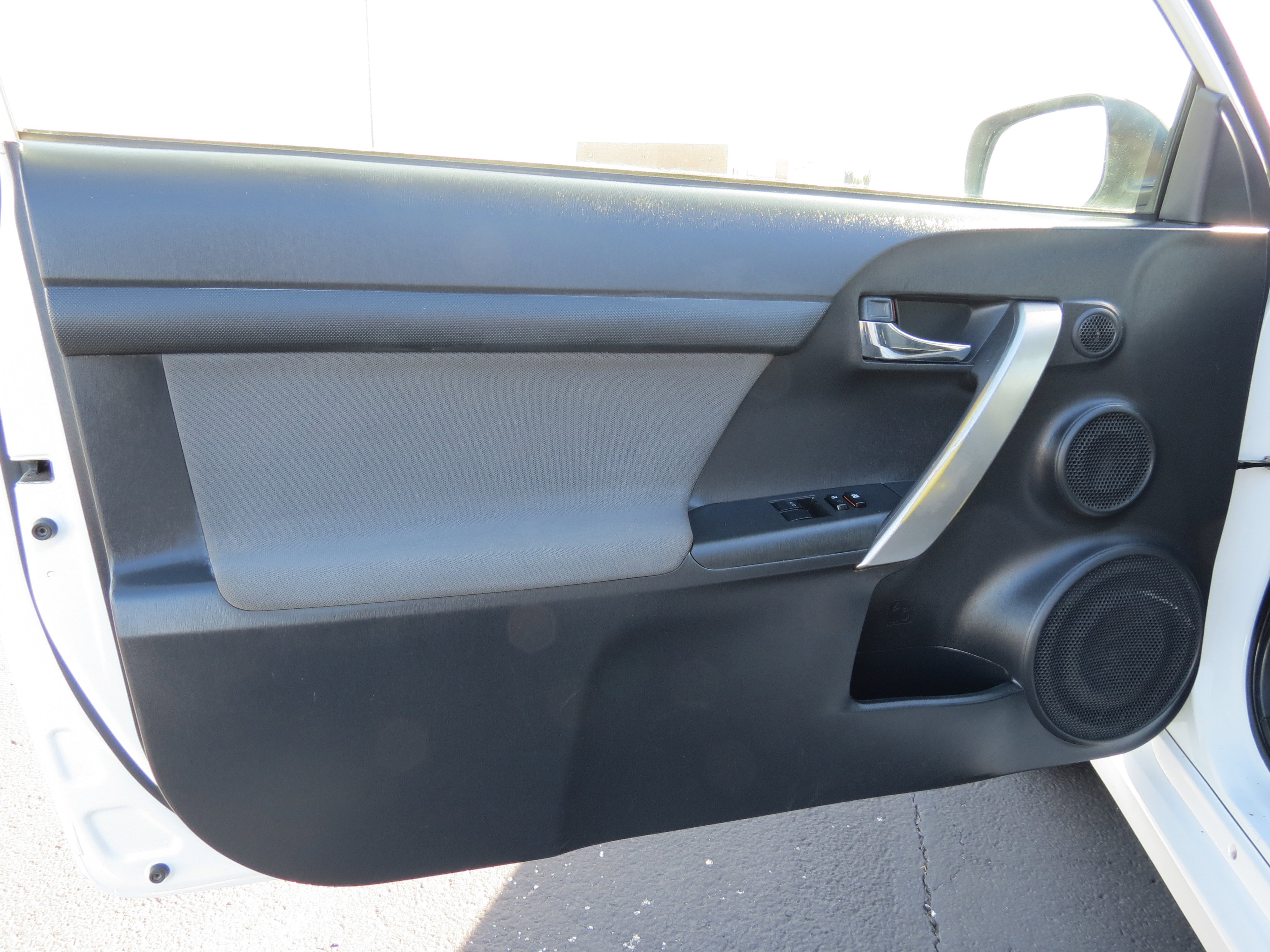 Used 2016 Scion tC 2dr HB Man (Natl) image 18