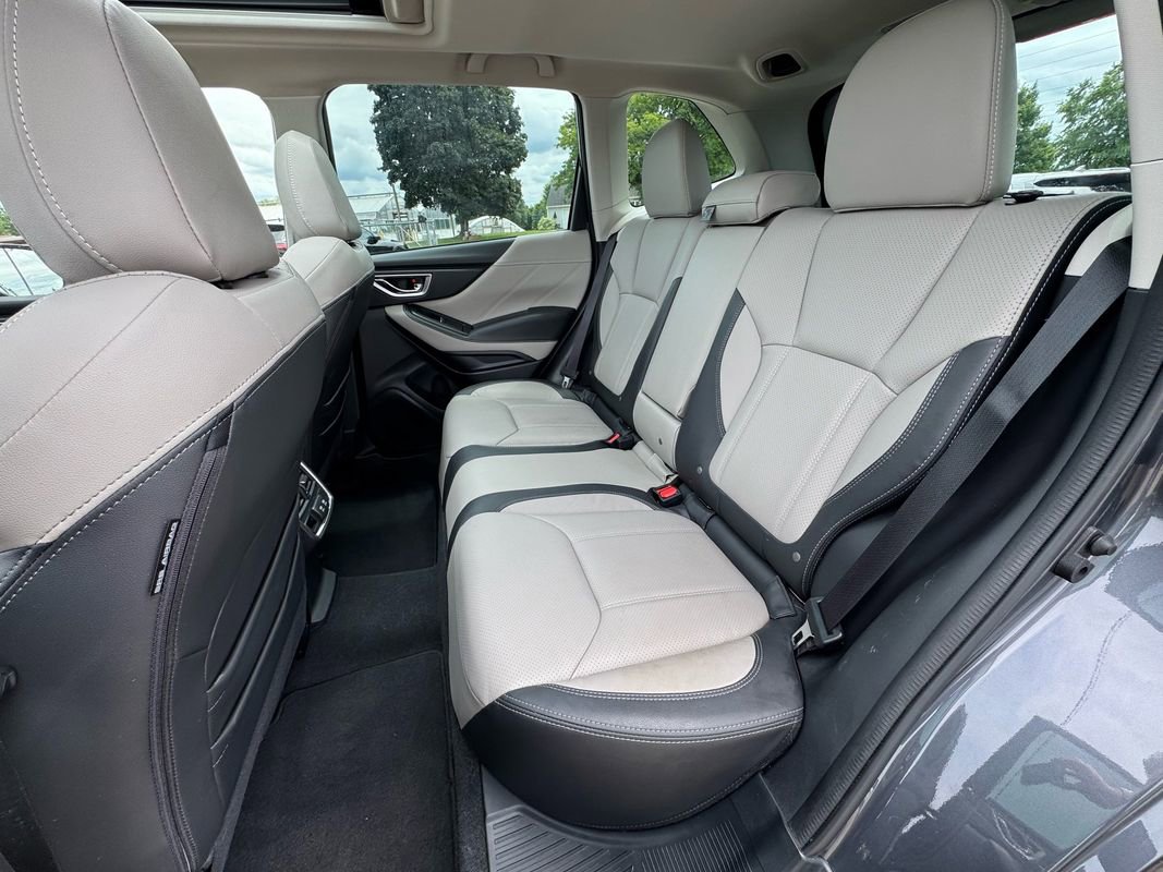 Used 2023 Subaru Forester Limited image 27