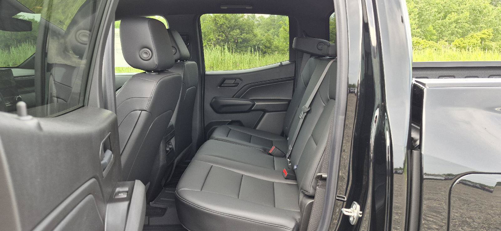 New 2026 Chevrolet Colorado Trail Boss AWD/4WD image 11