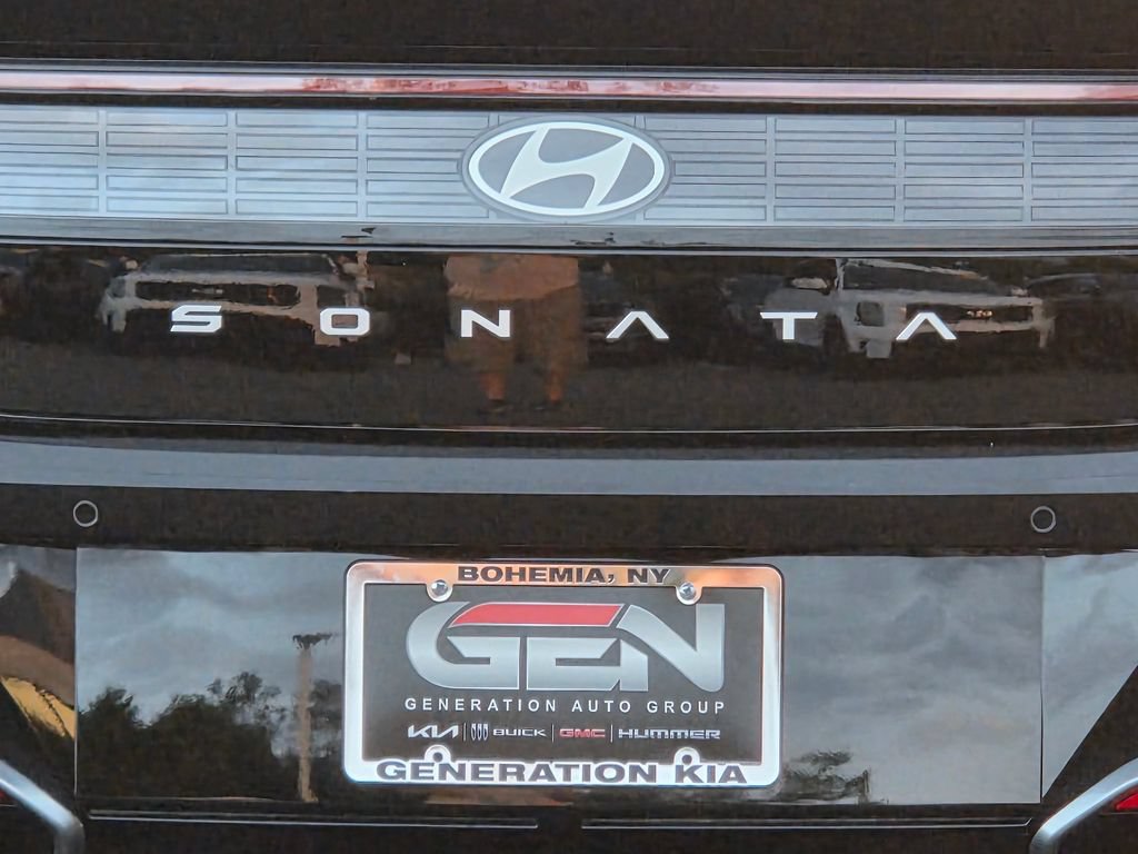 Used 2025 Hyundai Sonata Limited FWD image 36