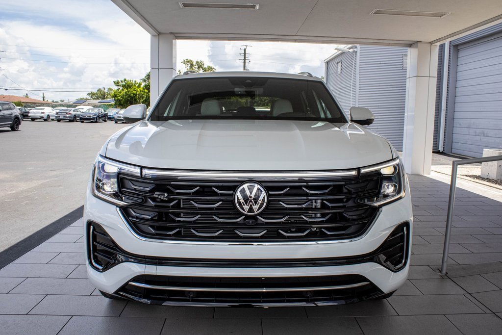 New 2025 Volkswagen Atlas Cross Sport SEL Premium R-Line image 8