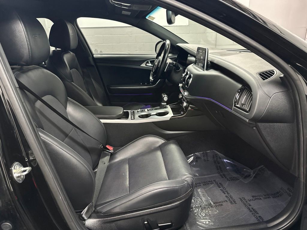 Used 2020 Kia Stinger GT1 AWD/4WD image 20