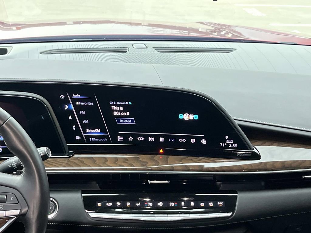 Certified 2024 Cadillac Escalade Sport Platinum w/ Heavy-Duty Trailer Package image 16