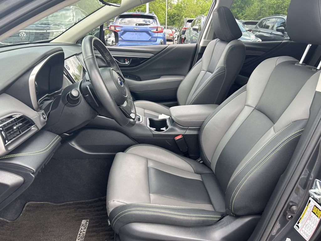 Used 2025 Subaru Outback Onyx Edition AWD/4WD image 22