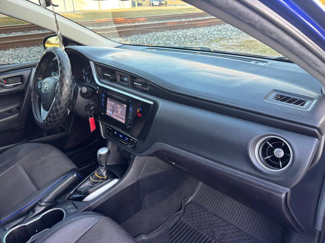 Used 2019 Toyota Corolla SE FWD image 21